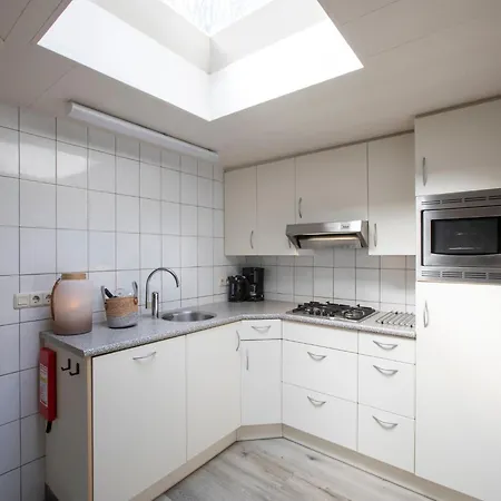 Holiday home In Nijmegen Near Centre, Cleaning Included